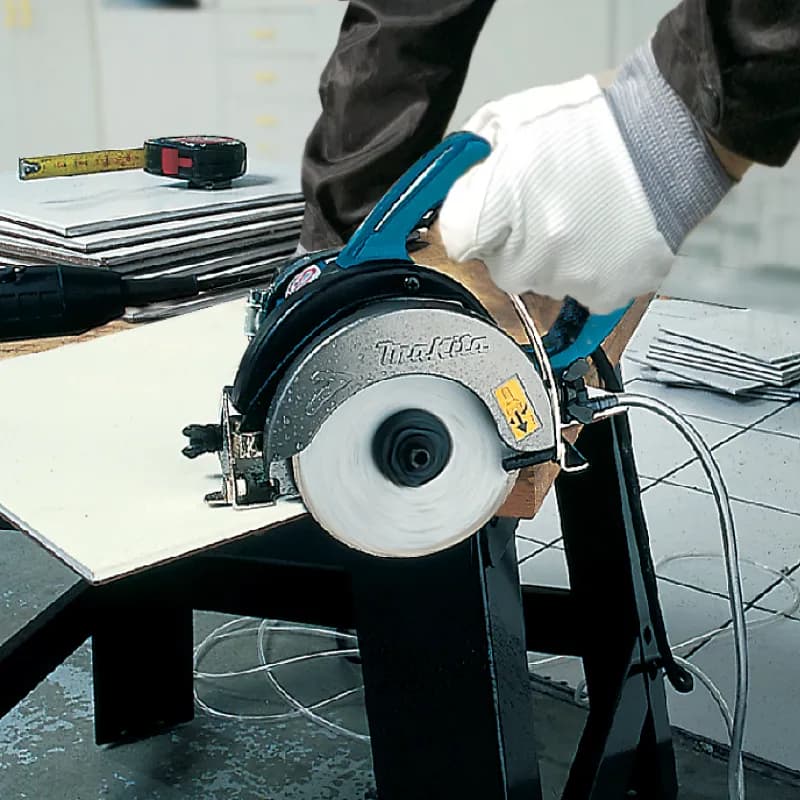 Makita 4101RH Elmas Testereli Kesim Makinası thumbnail 3