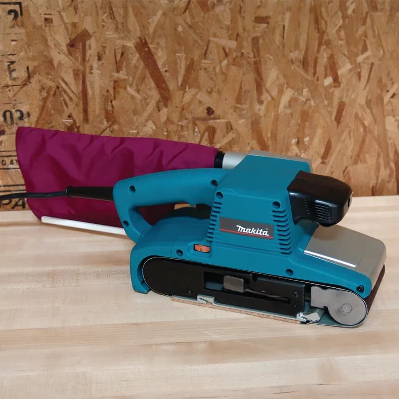 Makita 9404 Devir Ayarlı Tank Zımpara thumbnail 2