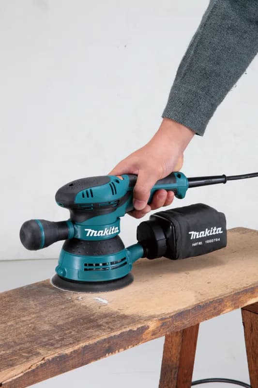 Makita BO5041 Devir Ayarlı Dairesel Titreşim Zımpara