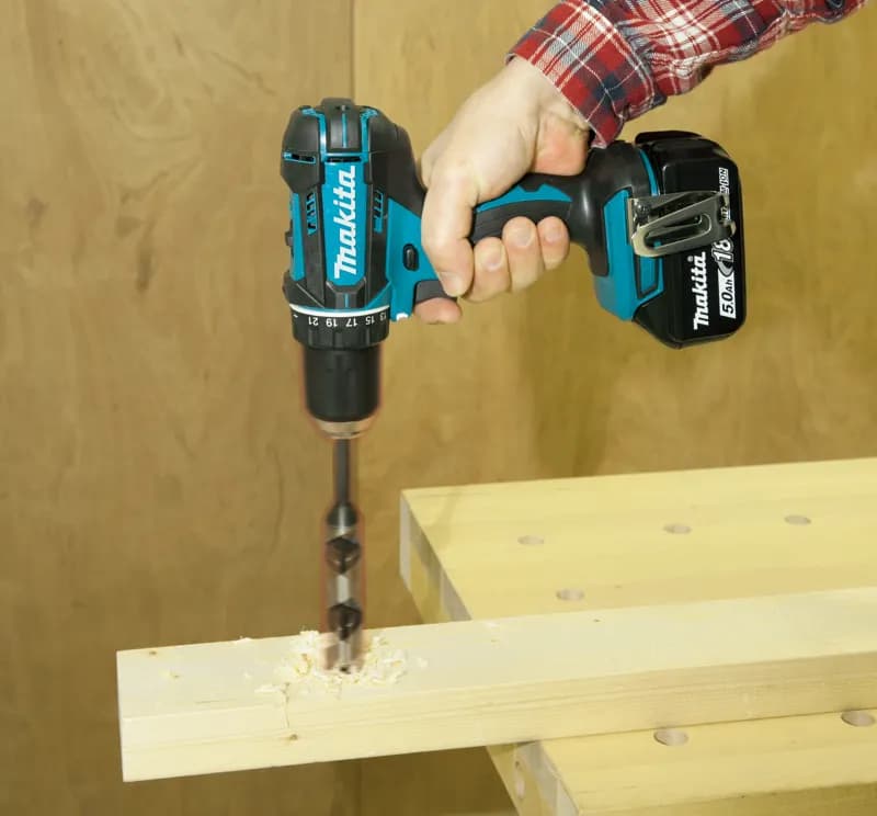 Makita DDF482Z Darbesiz Matkap Vidalama 18V thumbnail 2