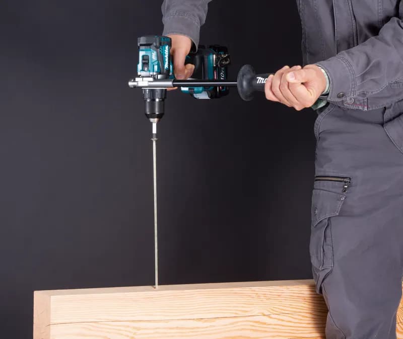Makita DF001GM201 Darbesiz Matkap Vidalama 40V thumbnail 2
