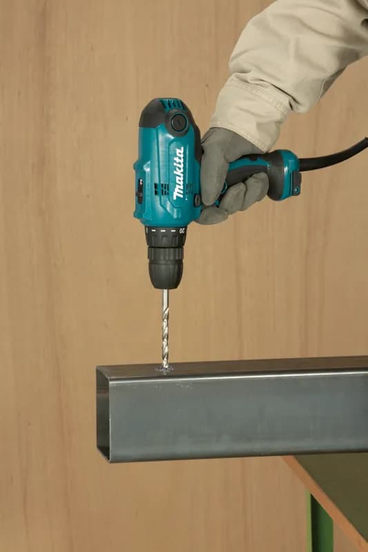 Makita DF0300 Darbesiz Matkap thumbnail 2
