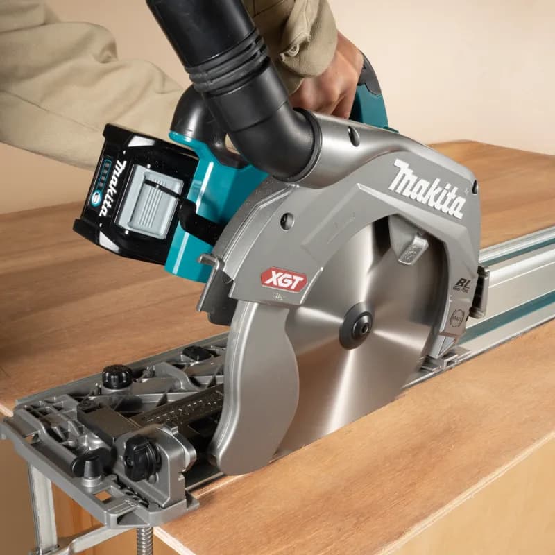 Makita HS009G 235mm Daire Testere 40V Akülü