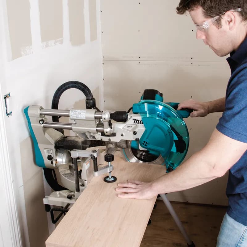Makita LS1019 Çift Sürgülü Gönye Kesme Makinası thumbnail 2