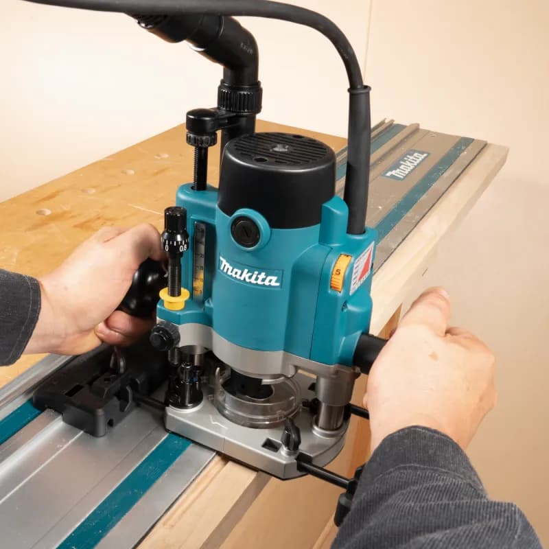 Makita RP1111C Devir Ayarlı Freze thumbnail 3