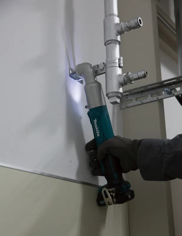 Makita TL064DWAE Köşe Vidalama Ve Somun Sıkma 12V